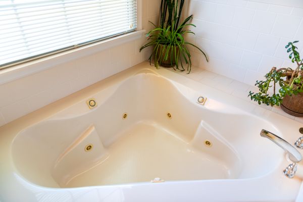Cost of Soaking Tub Installation in Canton